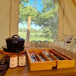 Under Canvas Bornholm * Ostermarie