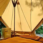Under Canvas Bornholm ホテル Østermarie