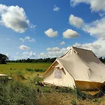 Hotel Under Canvas Bornholm Ostermarie