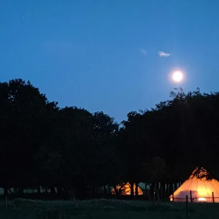 Under Canvas Bornholm * Ostermarie