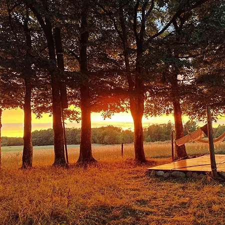 Hotell Under Canvas Bornholm *