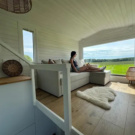 Under Canvas Bornholm فندق *
