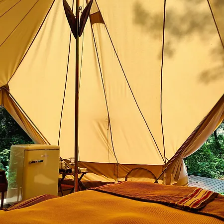 Under Canvas Bornholm Hotell Ostermarie
