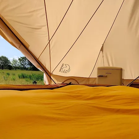 Under Canvas Bornholm Hotell Ostermarie