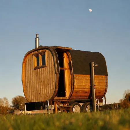 Under Canvas Bornholm Hotel *