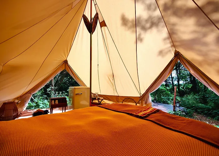 Under Canvas Bornholm Hotel *