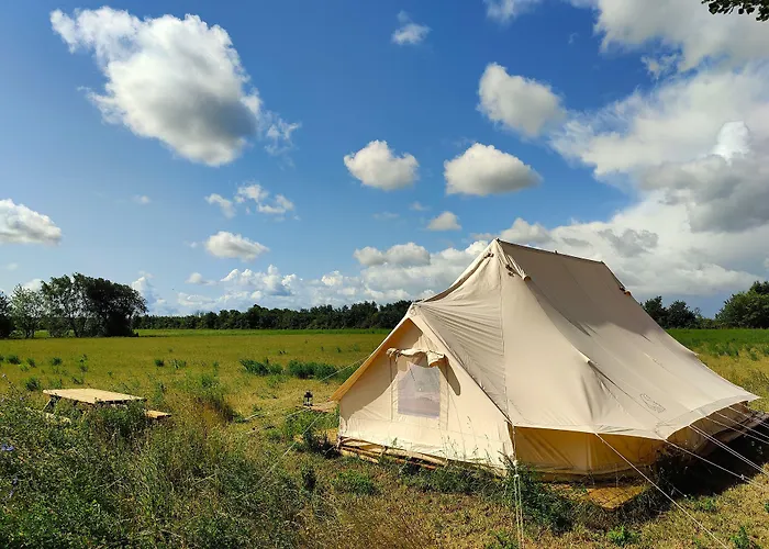 Отель Under Canvas Bornholm Ostermarie